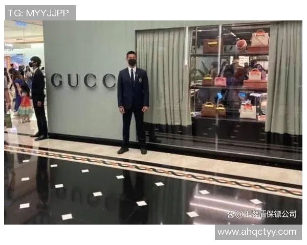 足球明星是否都需要保镖来保护他们的安全与隐私探讨